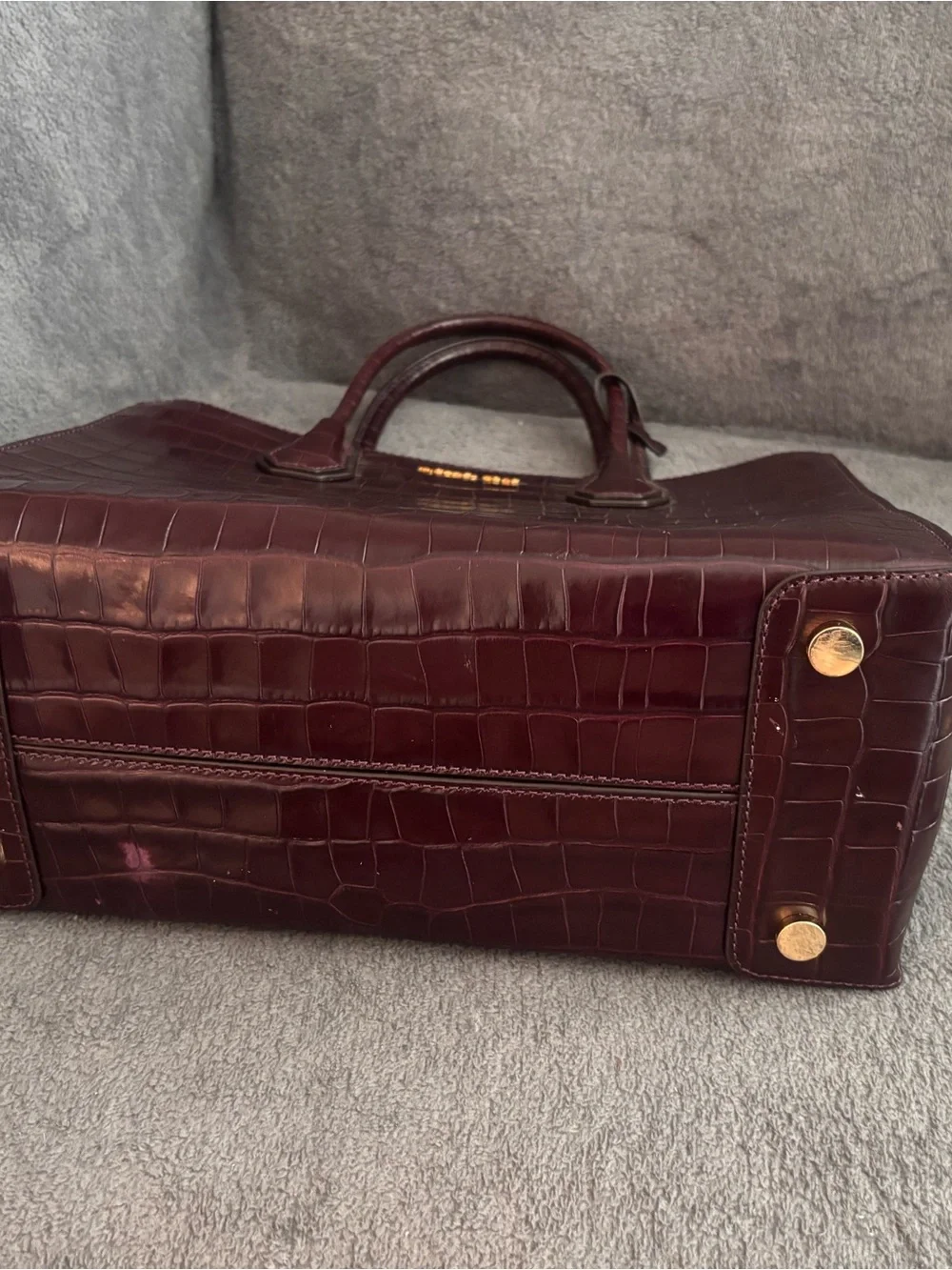 Gorgeous Michael Kors Croc-Embossed Satchel in Burgundy with Gold Hardware - Picture 12 of 14